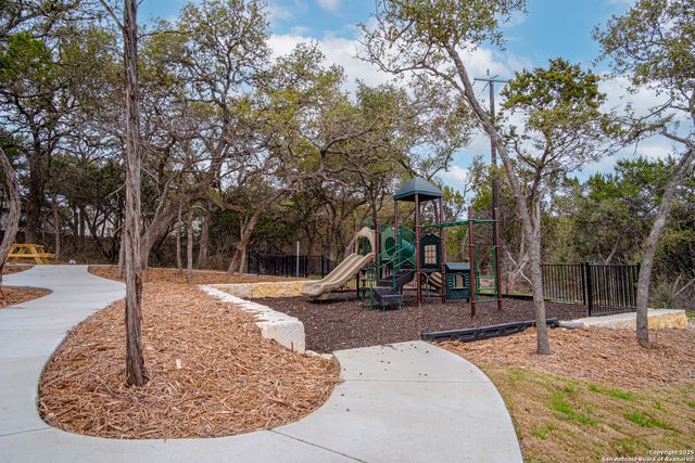 8907 SUMMERWOOD BEND, San Antonio, TX 78254