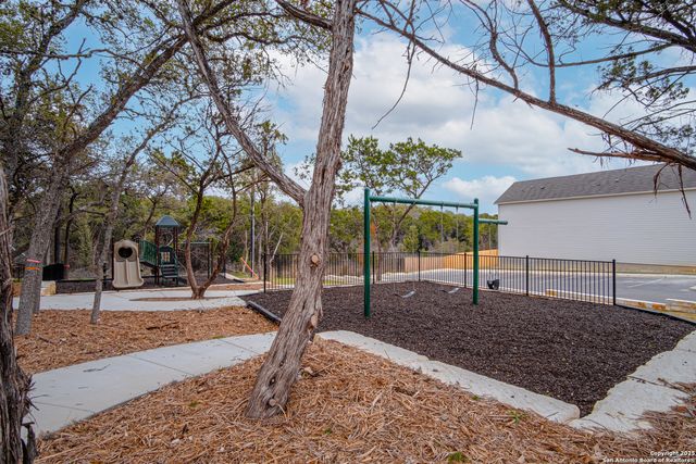 8907 SUMMERWOOD BEND, San Antonio, TX 78254