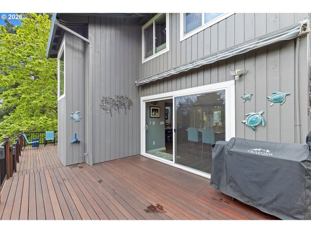 6564 ARTEMIS Ln, West Linn, OR 97068