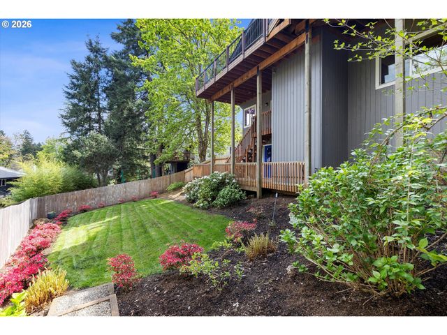 6564 ARTEMIS Ln, West Linn, OR 97068