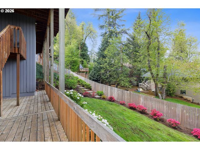 6564 ARTEMIS Ln, West Linn, OR 97068