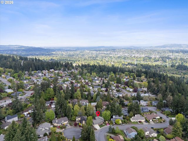 6564 ARTEMIS Ln, West Linn, OR 97068