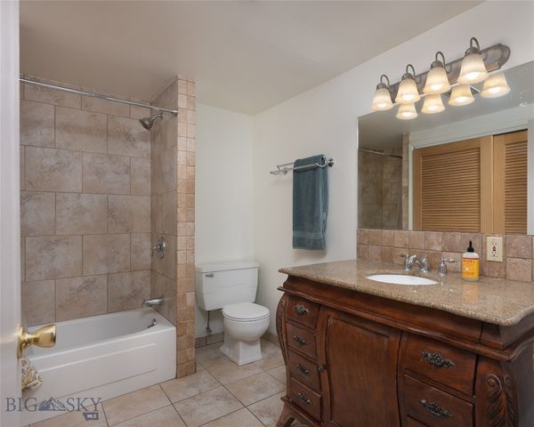 1104 S Pinecrest Drive, Bozeman, MT 59715