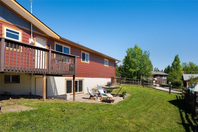 1104 S Pinecrest Drive, Bozeman, MT 59715