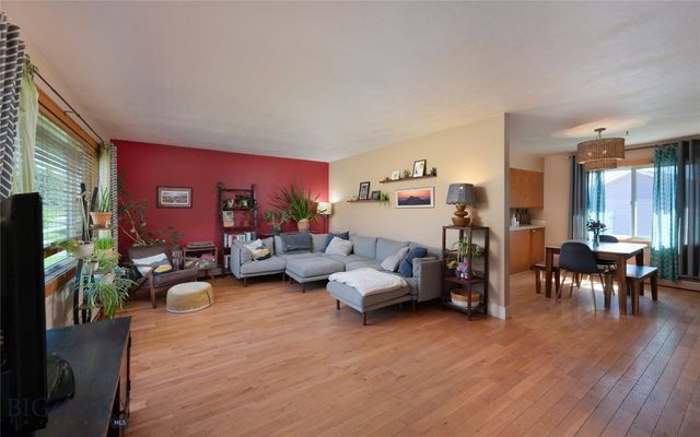 1104 S Pinecrest Drive, Bozeman, MT 59715