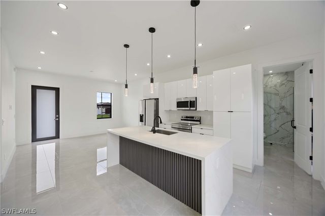 3732 13th ST W, Lehigh Acres, FL 33971