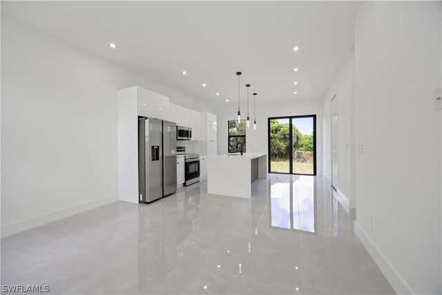 3732 13th ST W, Lehigh Acres, FL 33971