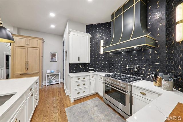 1804 Hickory Street, St Louis, MO 63104