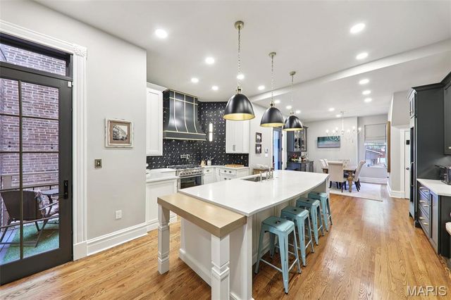 1804 Hickory Street, St Louis, MO 63104