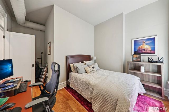 1804 Hickory Street, St Louis, MO 63104
