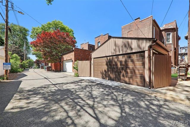 1804 Hickory Street, St Louis, MO 63104
