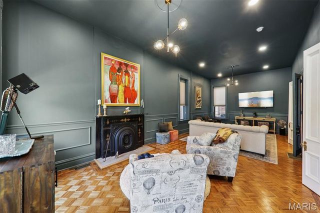 1804 Hickory Street, St Louis, MO 63104
