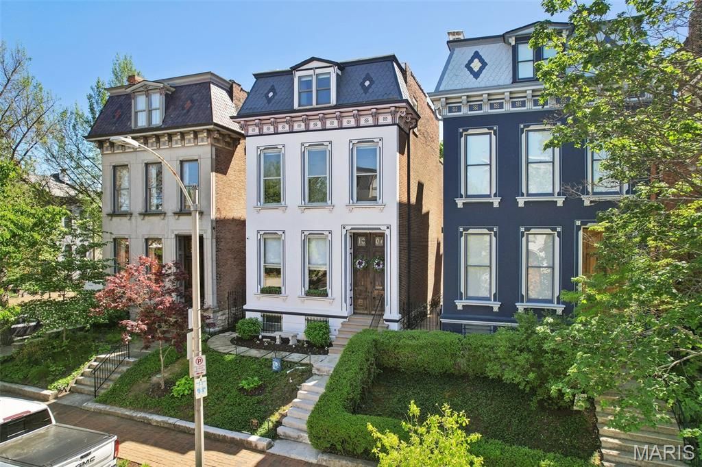 1804 Hickory Street, St Louis, MO 63104