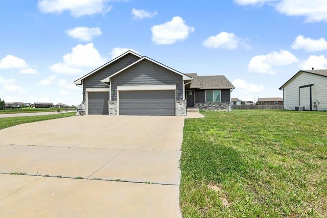 2402 E Velvet Leaf Ct, Andover, KS 67002
