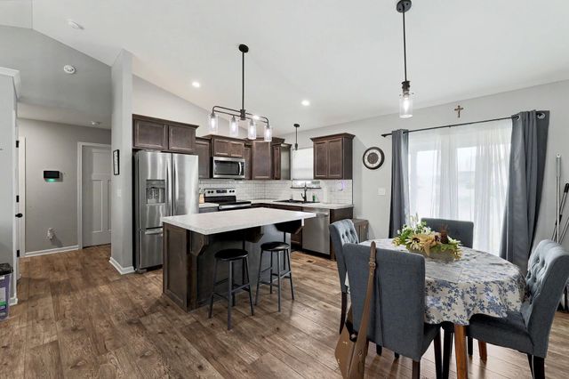 2402 E Velvet Leaf Ct, Andover, KS 67002