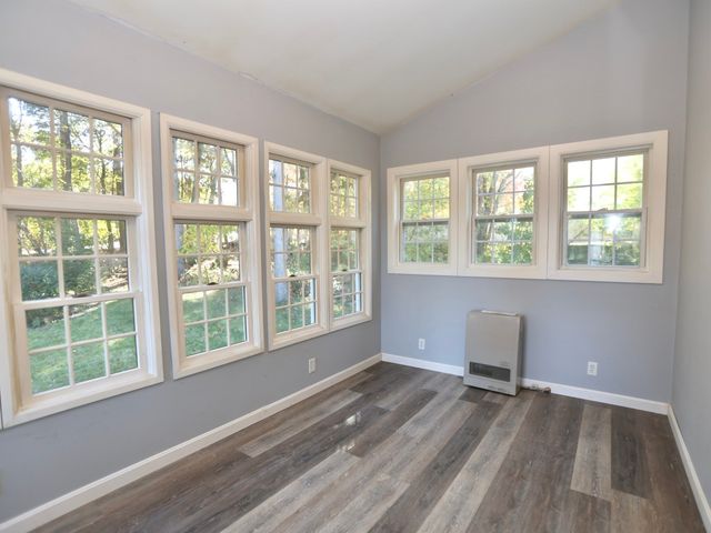 46 Barrett Ave, Worcester, MA 01605
