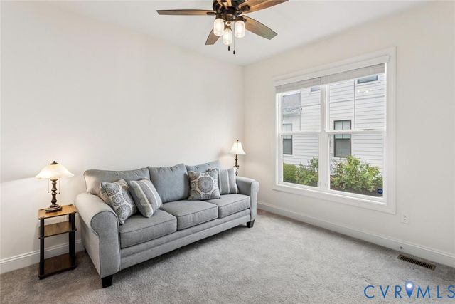 212 Lauradell Rd, Ashland, VA 23005