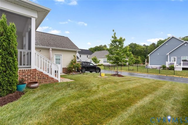 212 Lauradell Rd, Ashland, VA 23005