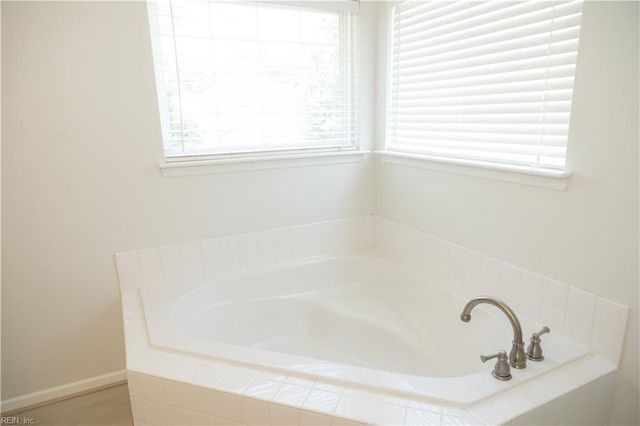 2156 Seastone TRCE, Chesapeake, VA 23321