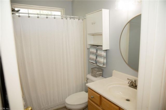 2156 Seastone TRCE, Chesapeake, VA 23321