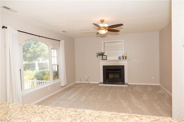 2156 Seastone TRCE, Chesapeake, VA 23321