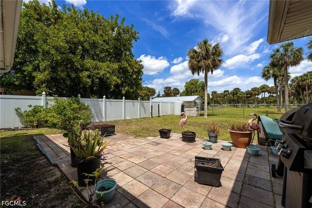 17290 Rewis RD, Alva, FL 33920
