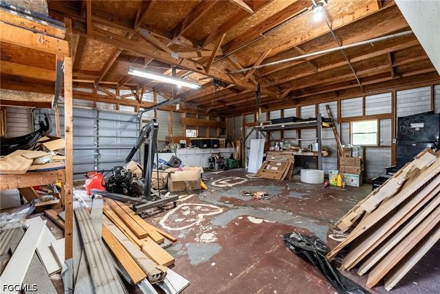 17290 Rewis RD, Alva, FL 33920