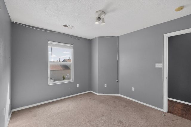 2101 Gait Street SW, Albuquerque, NM 87121