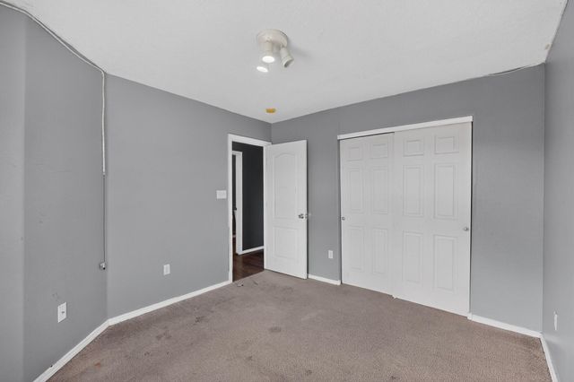 2101 Gait Street SW, Albuquerque, NM 87121