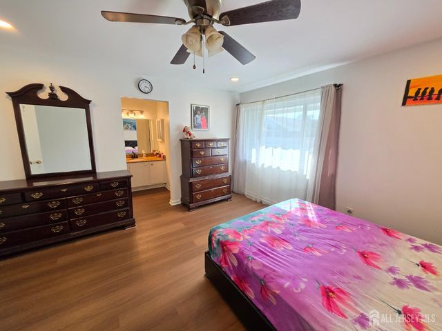 11-Q Quincy Circle, South Brunswick, NJ 08810