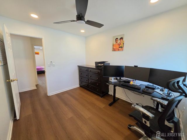 11-Q Quincy Circle, South Brunswick, NJ 08810
