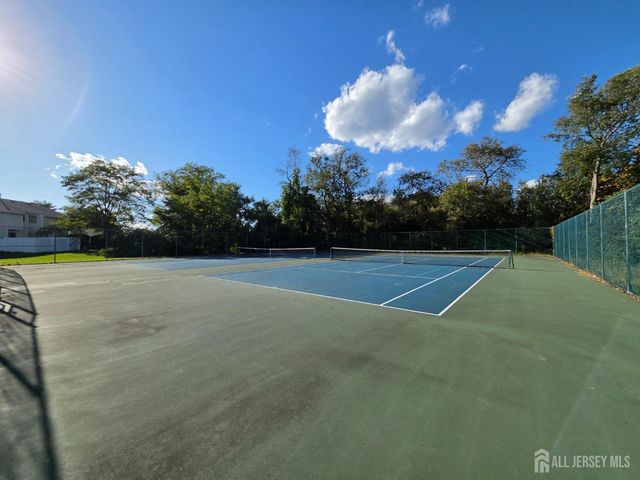 11-Q Quincy Circle, South Brunswick, NJ 08810
