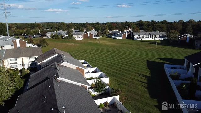 11-Q Quincy Circle, South Brunswick, NJ 08810