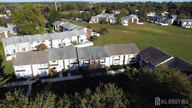 11-Q Quincy Circle, South Brunswick, NJ 08810