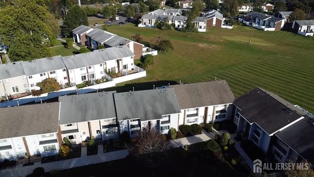 11-Q Quincy Circle, South Brunswick, NJ 08810
