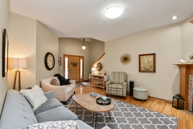 3832 W Wilderness Street, Springfield, MO 65807