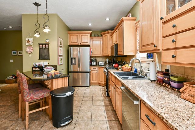 3832 W Wilderness Street, Springfield, MO 65807