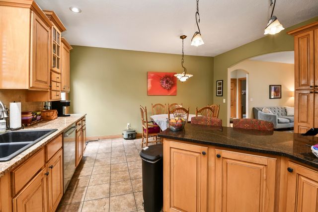 3832 W Wilderness Street, Springfield, MO 65807