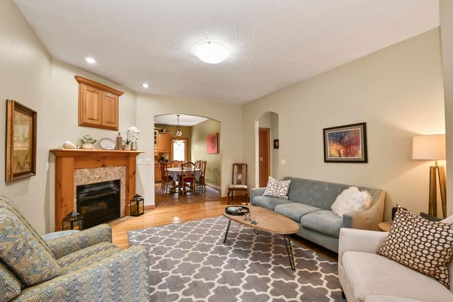 3832 W Wilderness Street, Springfield, MO 65807