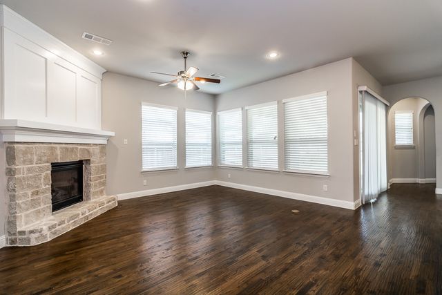 852 Sweet Iron Road, Frisco, TX 75036