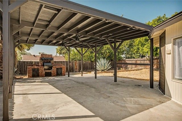 1129 E 37th, San Bernardino, CA 92404