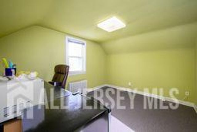 279 Amboy Avenue, Woodbridge Proper, NJ 07095