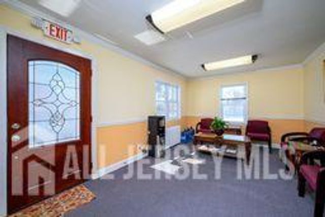 279 Amboy Avenue, Woodbridge Proper, NJ 07095