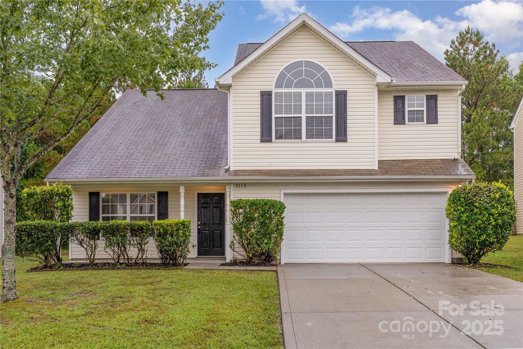 9135 Simonton Drive, Charlotte, NC 28269