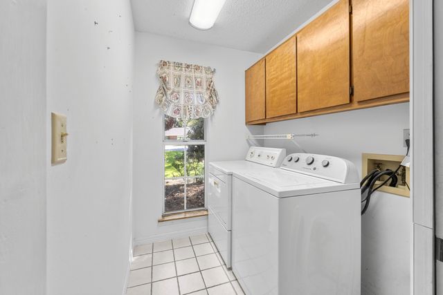 305 W Windward Cove, Niceville, FL 32578