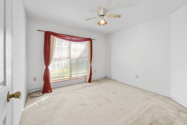 305 W Windward Cove, Niceville, FL 32578