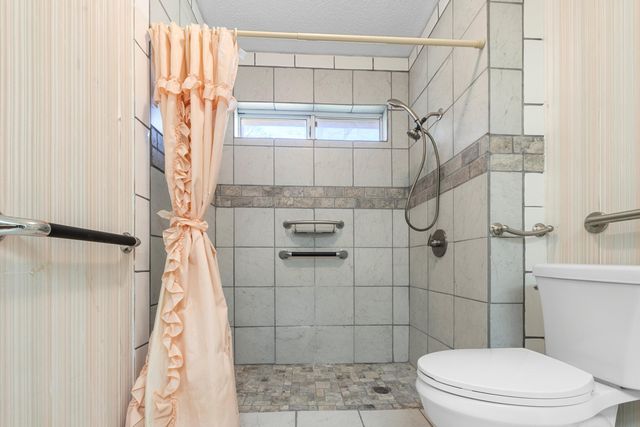 305 W Windward Cove, Niceville, FL 32578