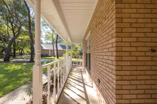 305 W Windward Cove, Niceville, FL 32578