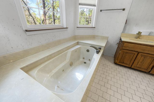 305 W Windward Cove, Niceville, FL 32578