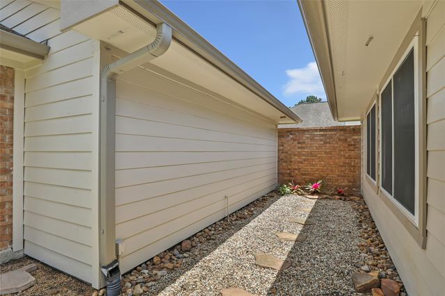 3419 Valley Gardens Drive, Kingwood, TX 77345